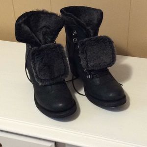 Vera Hiker boot by Frye